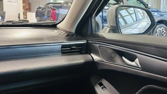 Haval Jolion I с пробегом 2023 года, цена 1 638 000 рублей, 70000 км, внедорожник, Автокод Объявления