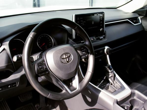 Toyota RAV4 V (XA50) с пробегом 2020 года, цена 2 975 000 рублей, 135961 км, внедорожник, Автокод Объявления