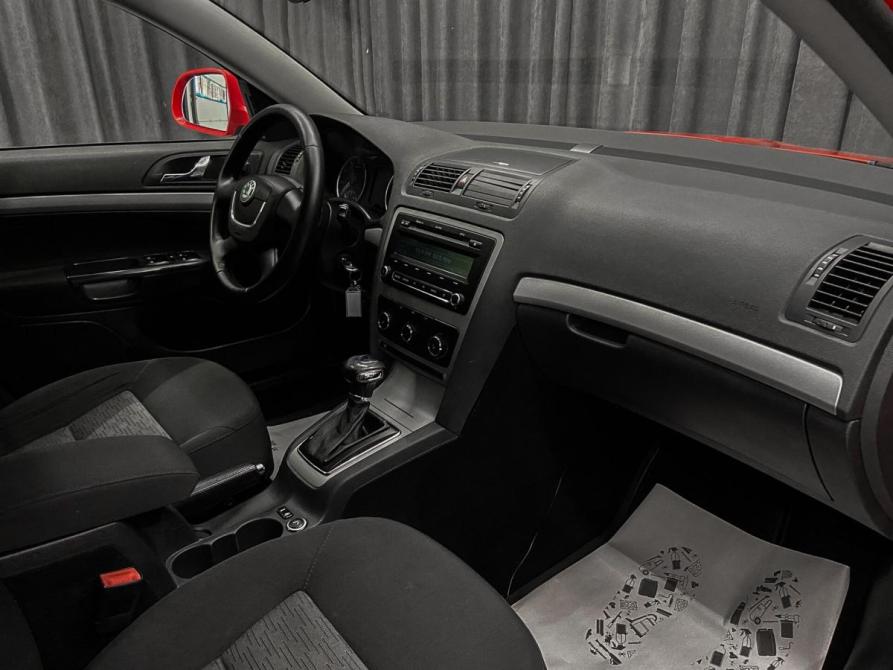 Skoda Octavia II (A5) Рестайлинг Красноярск  - изображение 11