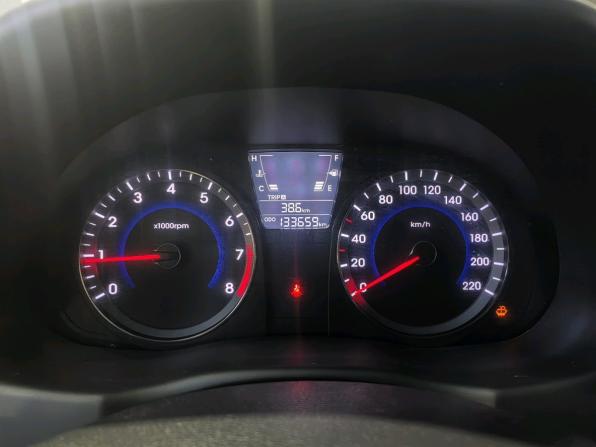 Hyundai Solaris I с пробегом 2011 года, цена 650 000 рублей, 133650 км, седан, Автокод Объявления