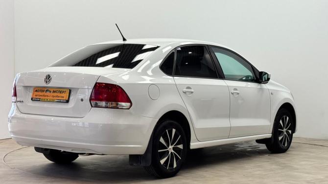 Volkswagen Polo V с пробегом 2015 года, цена 740 000 рублей, 155020 км, седан, Автокод Объявления