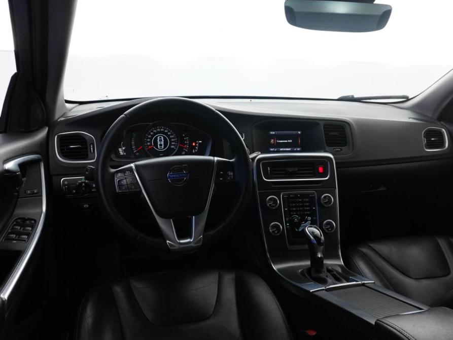 Volvo S60 II Рестайлинг Москва  - изображение 6