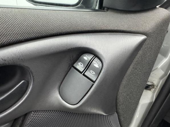Ford Focus I Рестайлинг с пробегом 2004 года, цена 359 000 рублей, 238262 км, хэтчбек, Автокод Объявления