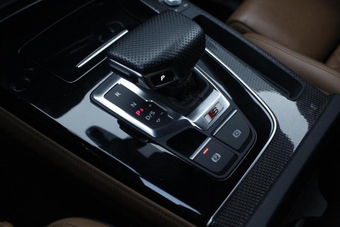 Audi SQ5 II (FY) Рестайлинг с пробегом 2021 года, цена 8 100 000 рублей, 77419 км, внедорожник, Автокод Объявления