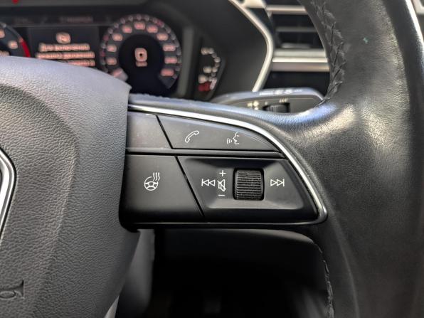 Audi Q3 II (F3) с пробегом 2021 года, цена 3 455 000 рублей, 80258 км, внедорожник, Автокод Объявления