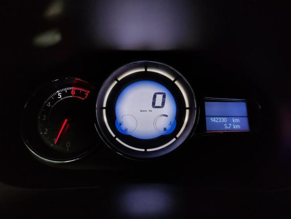 Renault Fluence I Рестайлинг с пробегом 2013 года, цена 650 000 рублей, 143000 км, седан, Автокод Объявления