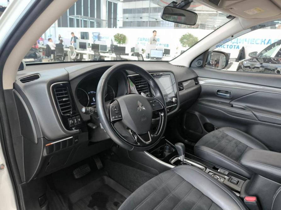 Mitsubishi Outlander III Рестайлинг 3 Казань  - изображение 20