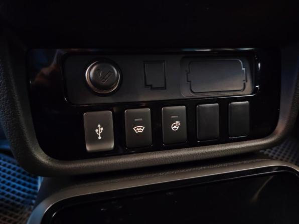 Mitsubishi Outlander III Рестайлинг 3 с пробегом 2019 года, цена 1 968 000 рублей, 105024 км, внедорожник, Автокод Объявления