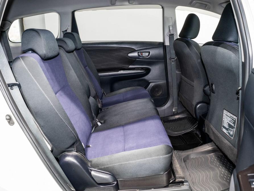 Toyota Wish II Рестайлинг Чита  - изображение 6