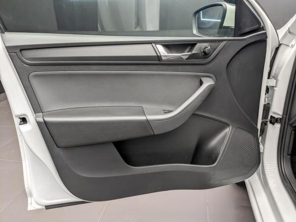 Skoda Rapid II с пробегом 2021 года, цена 1 230 000 рублей, 193342 км, лифтбек, Автокод Объявления