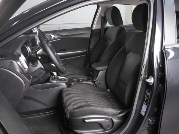 Kia Ceed III с пробегом 2018 года, цена 1 385 000 рублей, 164426 км, хэтчбек, Автокод Объявления