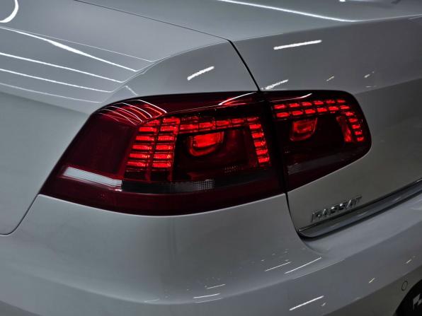 Volkswagen Passat B7 с пробегом 2013 года, цена 1 230 000 рублей, 176800 км, седан, Автокод Объявления