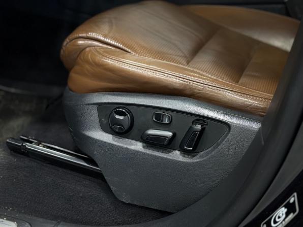 Volkswagen Touareg II с пробегом 2014 года, цена 1 850 000 рублей, 240000 км, внедорожник, Автокод Объявления
