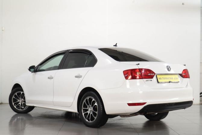 Volkswagen Jetta VI Рестайлинг с пробегом 2014 года, цена 1 019 000 рублей, 220000 км, седан, Автокод Объявления