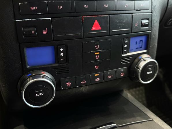 Volkswagen Touareg I с пробегом 2003 года, цена 880 000 рублей, 296130 км, внедорожник, Автокод Объявления