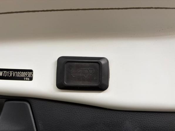 Toyota RAV4 V (XA50) с пробегом 2020 года, цена 3 597 000 рублей, 120353 км, внедорожник, Автокод Объявления