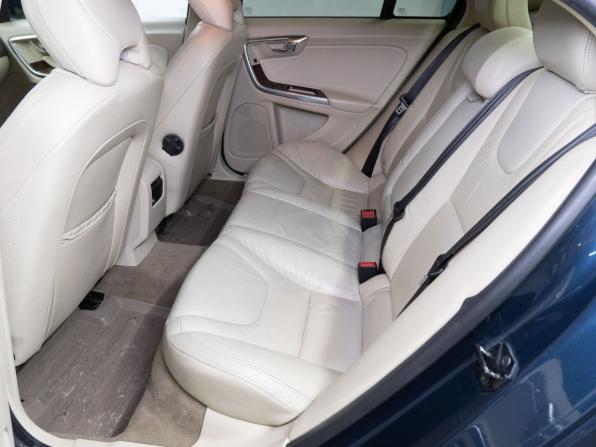 Volvo S60 II с пробегом 2011 года, цена 1 080 000 рублей, 193129 км, седан, Автокод Объявления