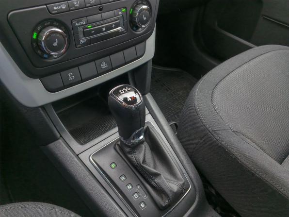 Skoda Yeti I с пробегом 2012 года, цена 1 149 000 рублей, 97781 км, внедорожник, Автокод Объявления