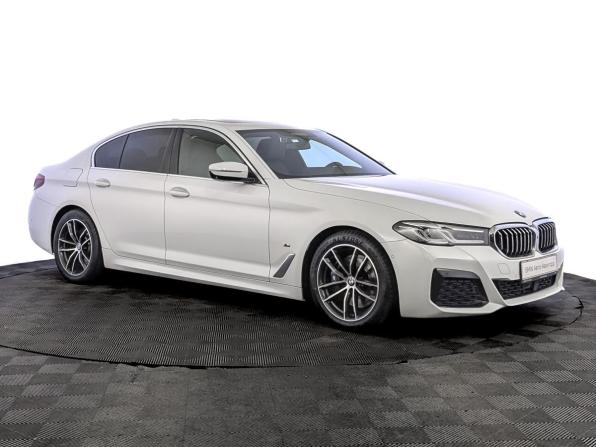 BMW 5 серии VII (G30/G31/G38) Рестайлинг с пробегом 2021 года, цена 4 500 000 рублей, 52200 км, седан, Автокод Объявления