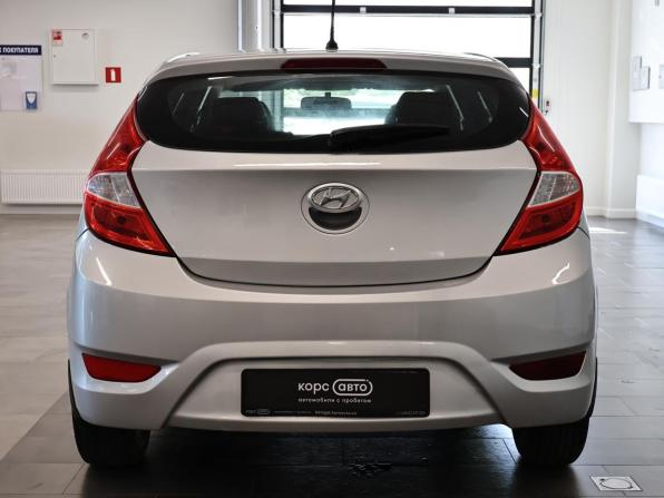 Hyundai Solaris I с пробегом 2014 года, цена 760 000 рублей, 170372 км, хэтчбек, Автокод Объявления