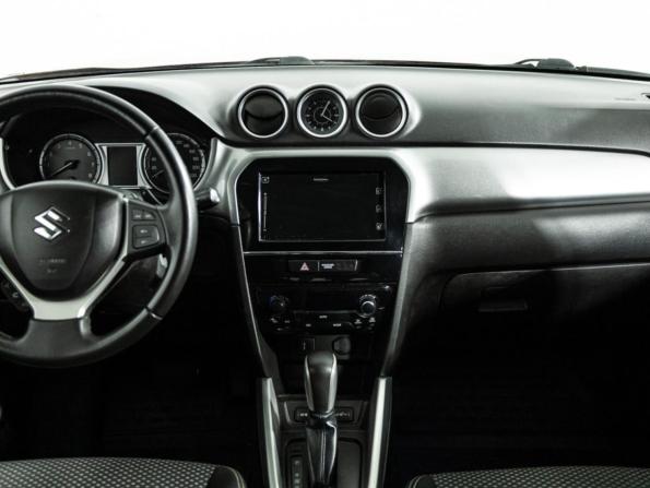 Suzuki Vitara II с пробегом 2018 года, цена 1 479 585 рублей, 210992 км, внедорожник, Автокод Объявления