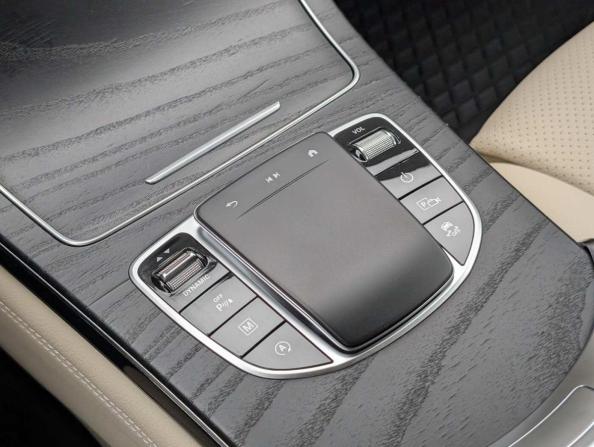 Mercedes-Benz GLC I (X253) Рестайлинг с пробегом 2019 года, цена 4 097 000 рублей, 96312 км, внедорожник, Автокод Объявления