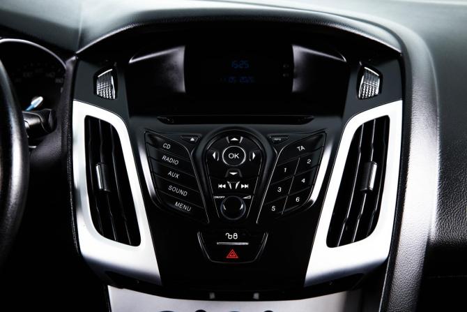 Ford Focus III с пробегом 2013 года, цена 699 000 рублей, 260000 км, универсал, Автокод Объявления