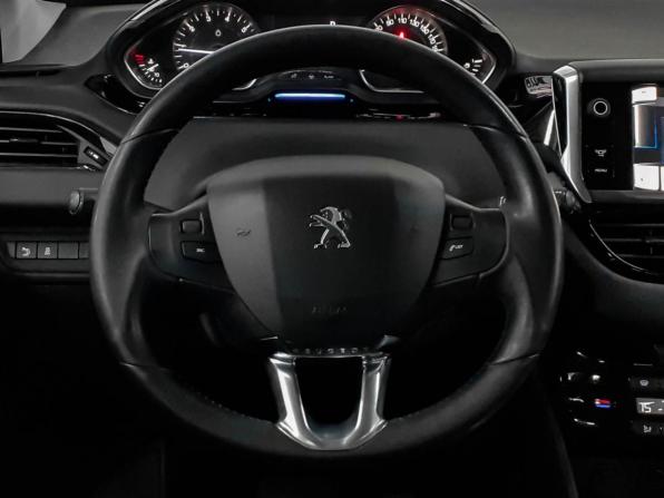 Peugeot 208 I с пробегом 2013 года, цена 620 000 рублей, 193500 км, хэтчбек, Автокод Объявления