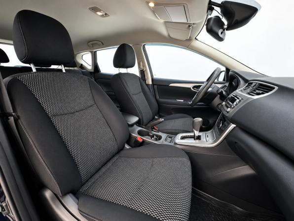 Nissan Tiida II с пробегом 2015 года, цена 1 050 000 рублей, 113428 км, хэтчбек, Автокод Объявления
