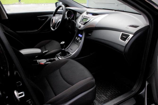 Hyundai Elantra V (MD) Рестайлинг с пробегом 2013 года, цена 1 230 000 рублей, 173641 км, седан, Автокод Объявления