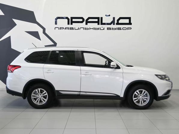 Mitsubishi Outlander III Рестайлинг 2 с пробегом 2015 года, цена 1 789 900 рублей, 159000 км, внедорожник, Автокод Объявления