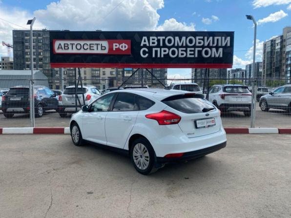 Ford Focus III Рестайлинг с пробегом 2017 года, цена 980 000 рублей, 139595 км, хэтчбек, Автокод Объявления