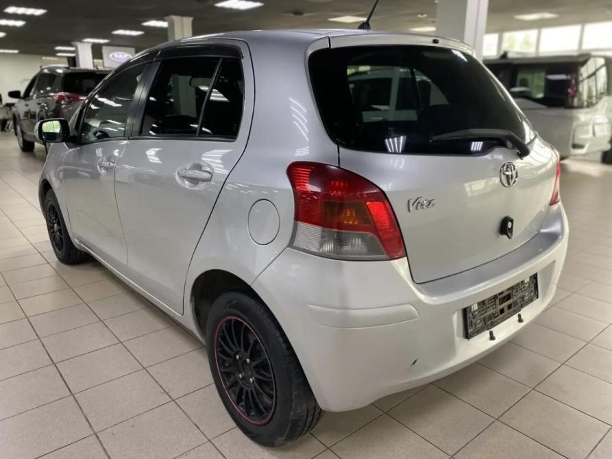 Toyota Vitz II (XP90) Челябинск  - изображение 5