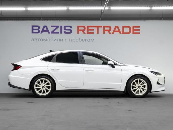 Hyundai Sonata VIII (DN8) с пробегом 2021 года, цена 2 230 000 рублей, 111454 км, седан, Автокод Объявления
