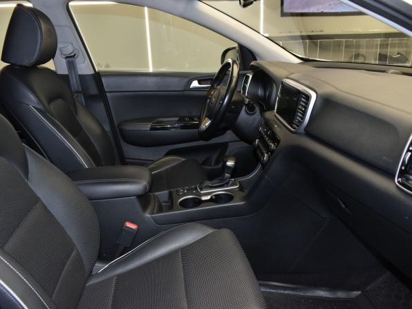 Kia Sportage IV Рестайлинг с пробегом 2021 года, цена 2 910 000 рублей, 54000 км, внедорожник, Автокод Объявления