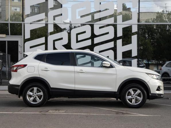 Nissan Qashqai II с пробегом 2019 года, цена 1 365 000 рублей, 133885 км, внедорожник, Автокод Объявления