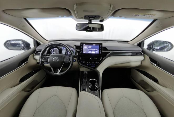 Toyota Camry VIII (XV70) Рестайлинг с пробегом 2021 года, цена 3 540 000 рублей, 47302 км, седан, Автокод Объявления