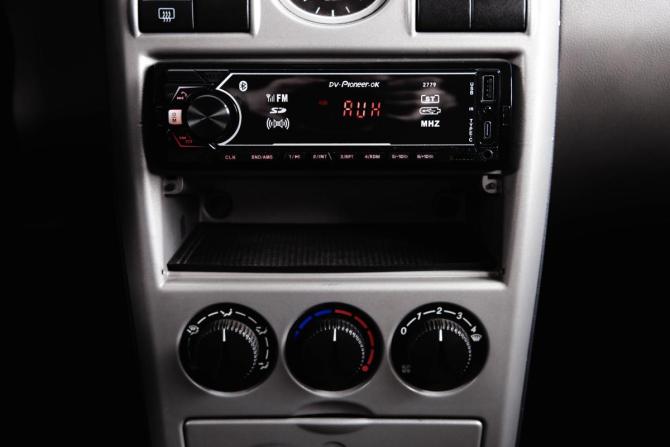 Lada (ВАЗ) Priora I с пробегом 2008 года, цена 319 000 рублей, 183500 км, хэтчбек, Автокод Объявления
