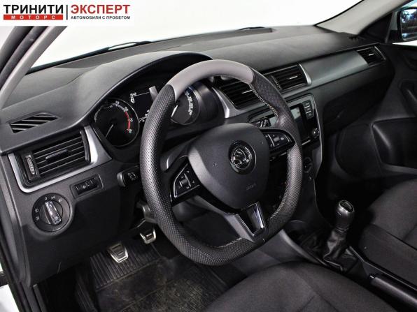 Skoda Rapid I Рестайлинг с пробегом 2019 года, цена 1 357 000 рублей, 84580 км, лифтбек, Автокод Объявления