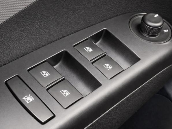 Chevrolet Aveo II с пробегом 2013 года, цена 587 000 рублей, 179882 км, седан, Автокод Объявления