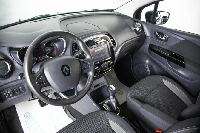 Renault Kaptur I с пробегом 2018 года, цена 1 359 000 рублей, 157000 км, внедорожник, Автокод Объявления