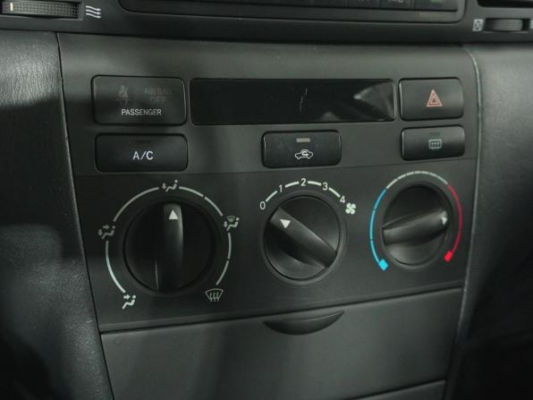 Toyota Corolla IX (E120 E130) Рестайлинг с пробегом 2005 года, цена 450 000 рублей, 264283 км, седан, Автокод Объявления