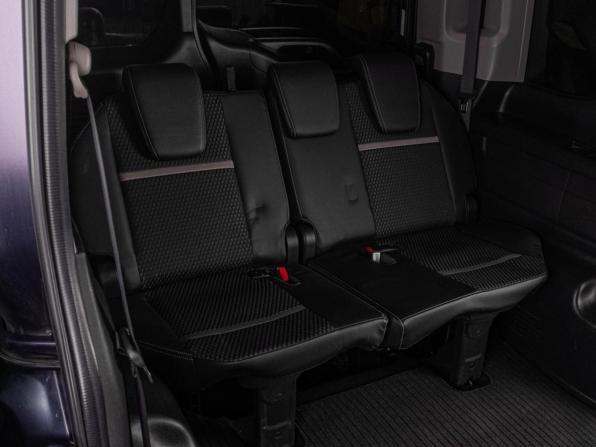 Honda Stepwgn V с пробегом 2016 года, цена 2 249 000 рублей, 189330 км, минивэн, Автокод Объявления
