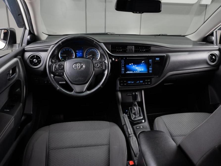 Toyota Corolla XI (E160 E170 E180) Рестайлинг 1 Тюмень  - изображение 6