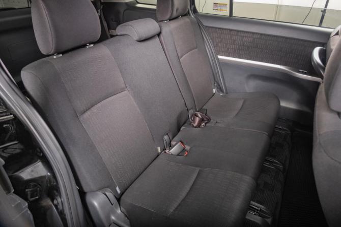 Toyota ISis I Рестайлинг с пробегом 2011 года, цена 1 449 000 рублей, 77300 км, компактвэн, Автокод Объявления