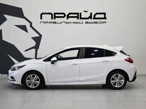 Chevrolet Cruze II Рестайлинг с пробегом 2018 года, цена 1 199 900 рублей, 165000 км, хэтчбек, Автокод Объявления