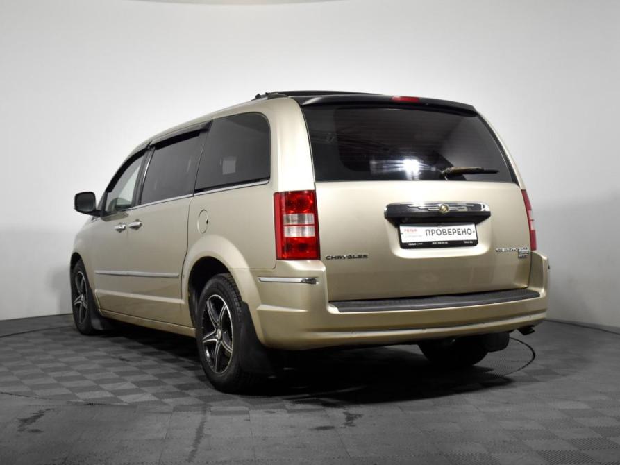 Chrysler Voyager V Санкт-Петербург  - изображение 8