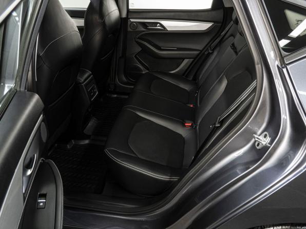 JAC J7 I с пробегом 2023 года, цена 1 400 000 рублей, 55807 км, лифтбек, Автокод Объявления