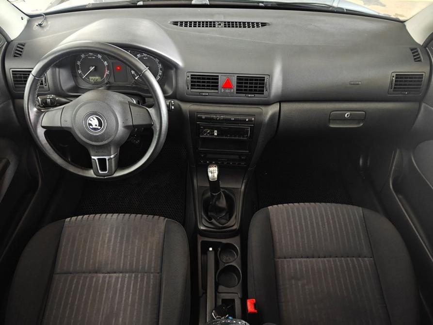 Skoda Octavia I (A4) Рестайлинг Москва  - изображение 9