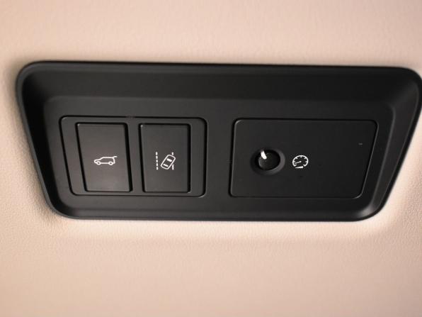 Land Rover Range Rover Sport II с пробегом 2017 года, цена 3 970 000 рублей, 157400 км, внедорожник, Автокод Объявления
